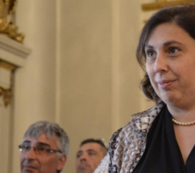 Para Paula Oliveto los ataques de Milei a la prensa le recuerda el Kirchnerismo