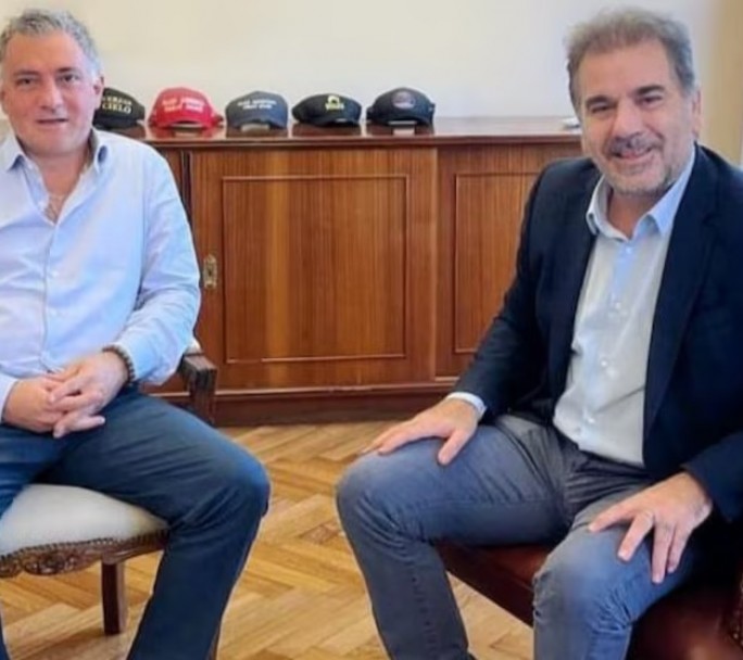 PRO y La Libertad Avanza avanzan en acuerdo bonaerense con Espert como figura central.