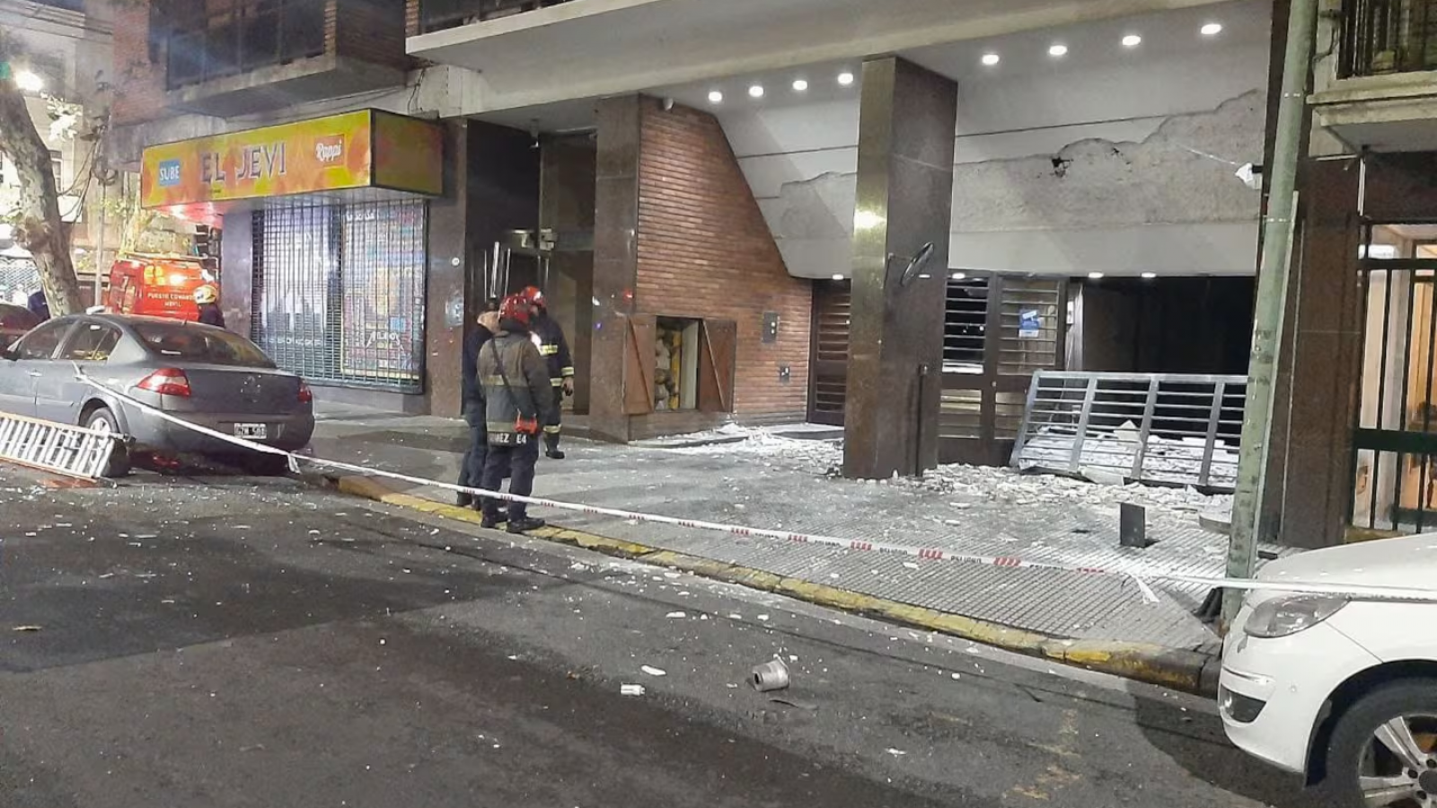 Explosión de caldera en Recoleta: 72 evacuados y graves daños materiales