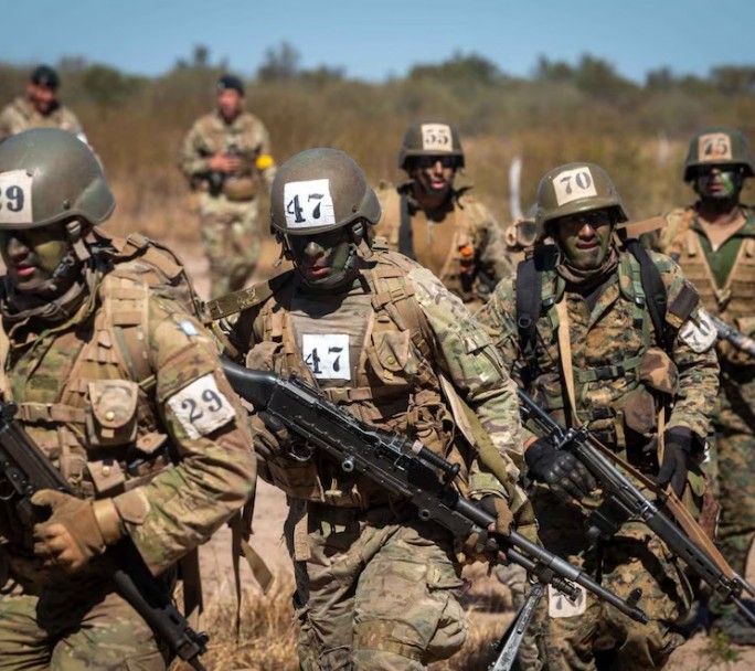El Servicio Militar Voluntario se renueva con polémica: capacitación en oficios versus críticas internas de las FF.AA.