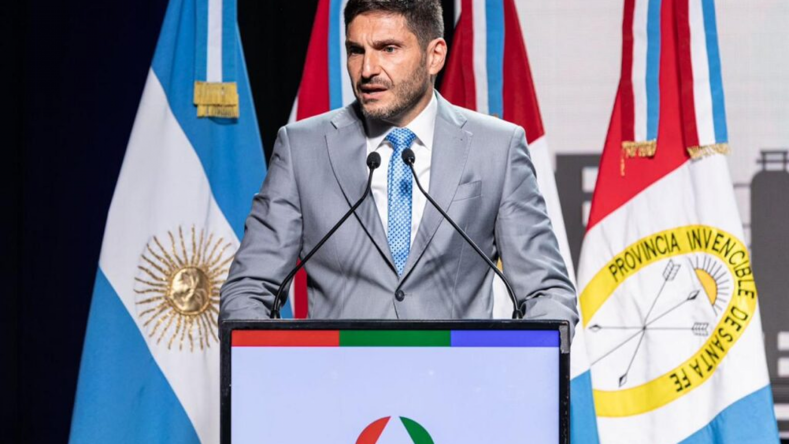 Desde Rosario festejan ser el primer aeropuerto que exporta desde el interior