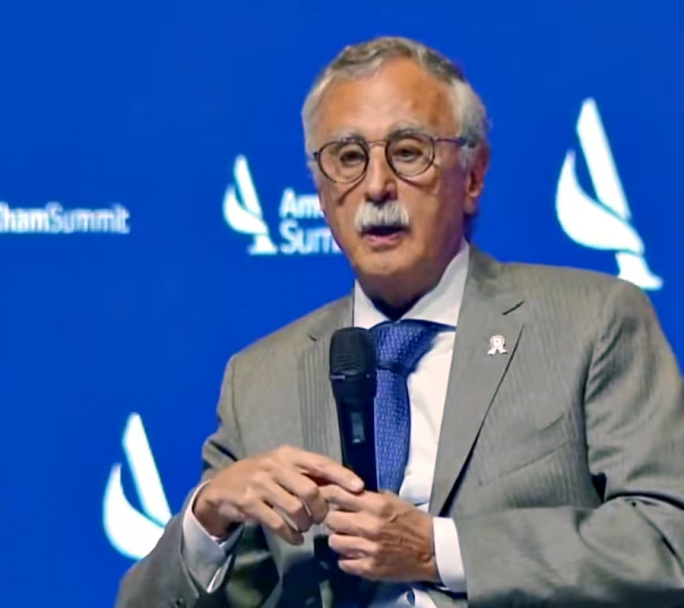 El Gobierno anunció mejoras salariales para residentes del Garrahan tras la crisis