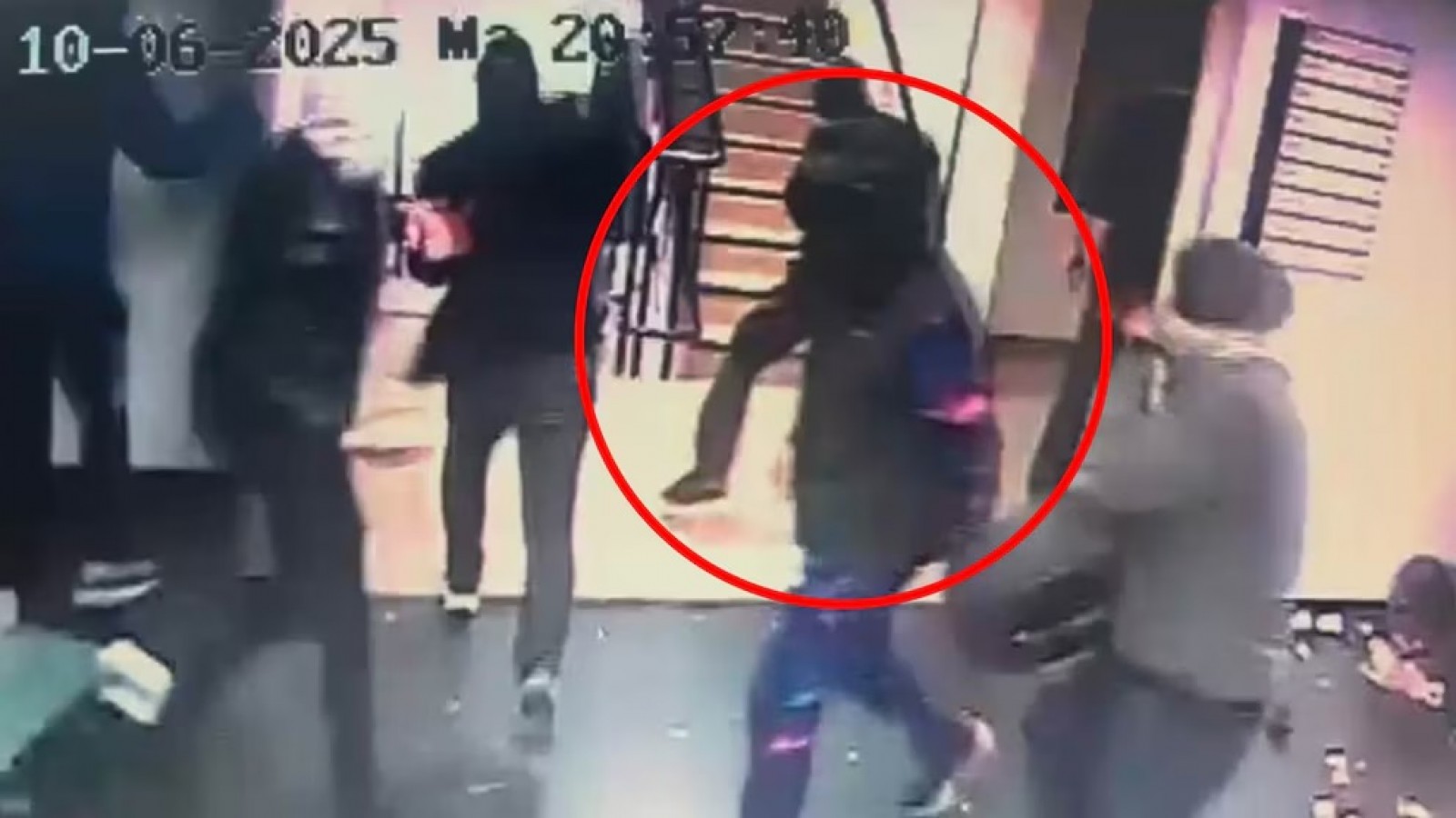 Detuvieron un implicado en el violento ataque a El Trece y TN tras condena a Cristina Kirchner