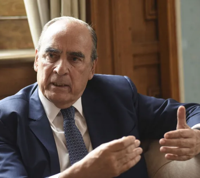 El jefe de Gabinete, Guillermo Francos, dijo que Milei ira por un segundo mandato