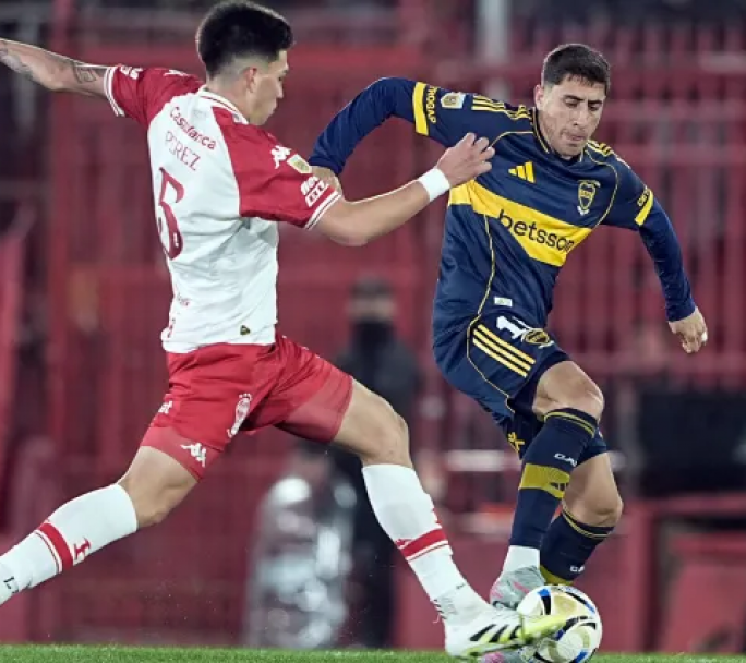 Boca perdió con Huracán en Parque Patricios y lleva 11 fechas sin ganar