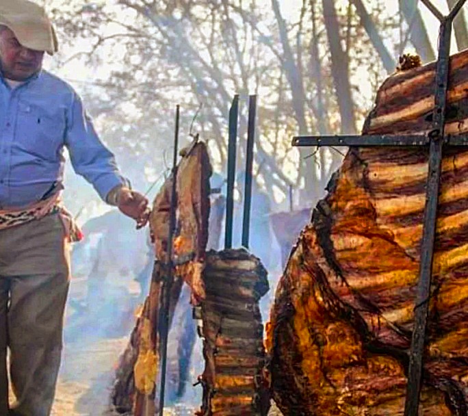Asado a la estaca: tres pueblitos cerca de Buenos Aires para disfrutar el fin de semana largo