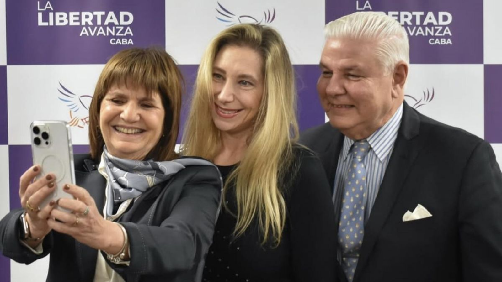 Patricia Bullrich y Alejandro Fargosi, encabezan la lista de LLA en CABA