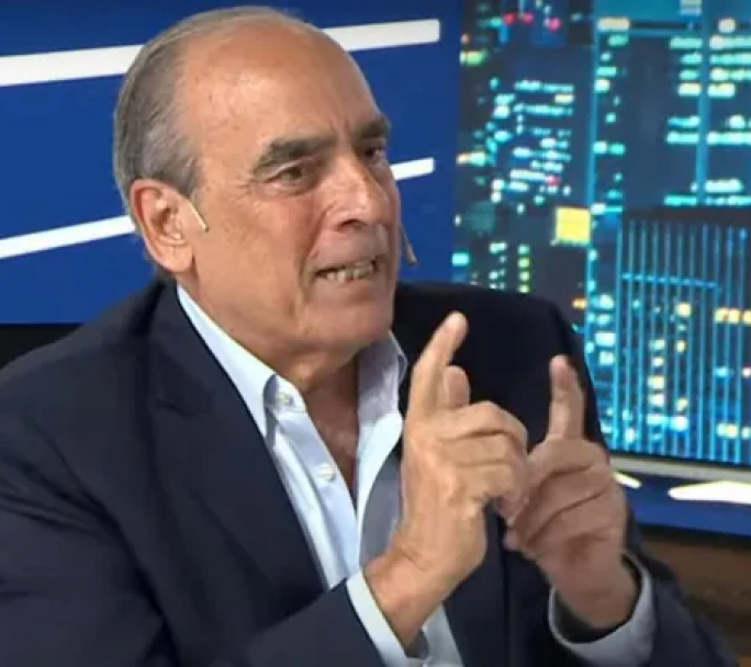 En el caso Spagnuolo, el Ministro Francos dejó claro que no pone las manos en el fuego por ningún funcionario