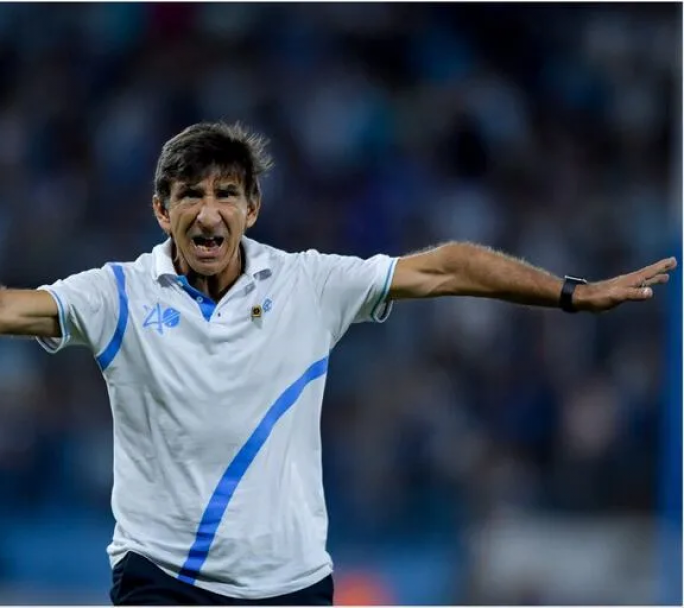 Se espera una fuerte sanción para Costas por gritarle ladrón al árbitro Herrera