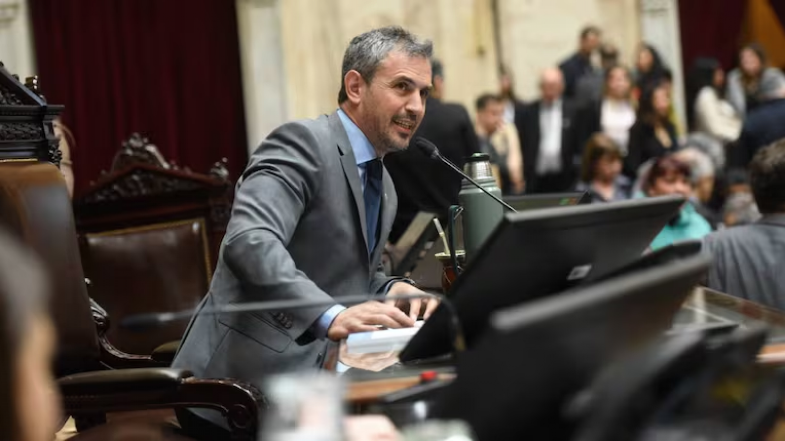 Si bien admitió tener vinculos con la firma Suizo Argentina, Martin Menem negó los audios